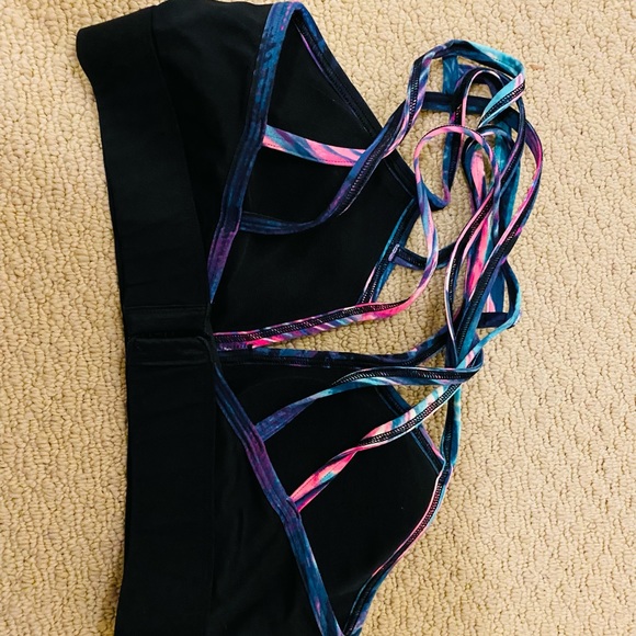 PINK by Victoria Secret sports bra, with padding, size S, EUC - Picture 3 of 3